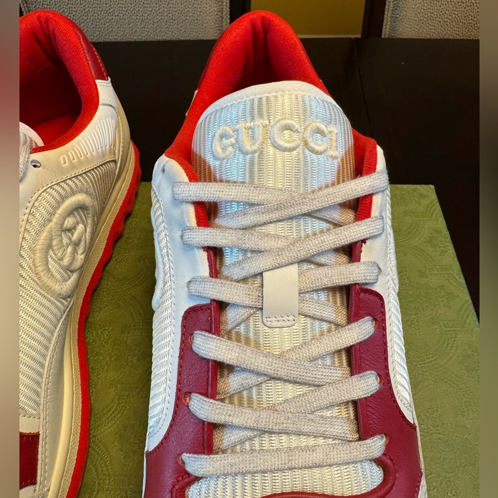 Gucci White and Red Sneakers - Picture 7 of 15